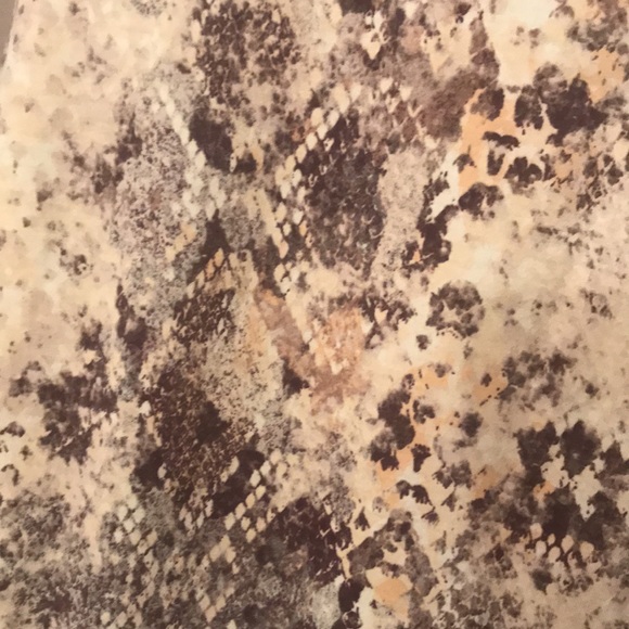 LuLaRoe Tank - Picture 3 of 4